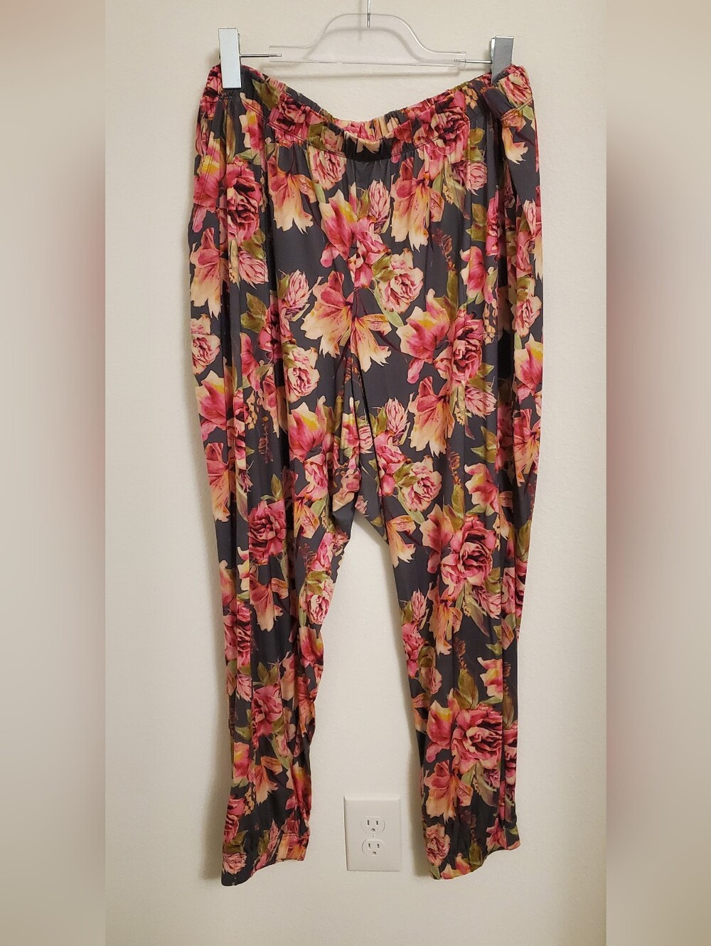 Lane Bryant Cacique Sleep Floral Dreamy Cool Lounge Joggers Size 22/24